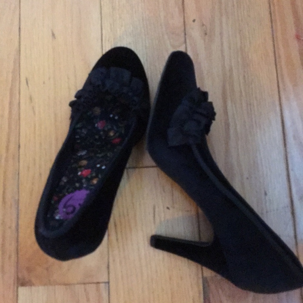 Black dress heels